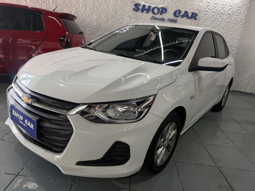 CHEVROLET Onix Hatch - Foto