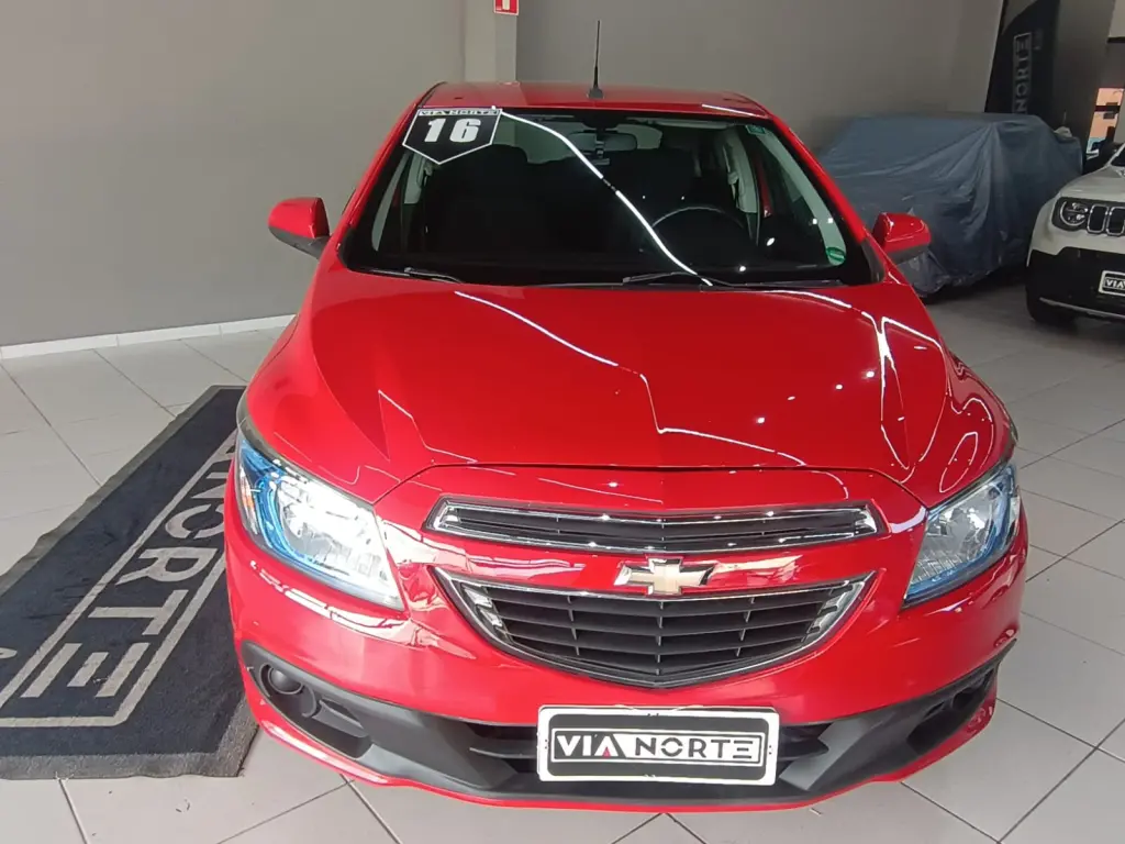 CHEVROLET Onix Hatch - Foto