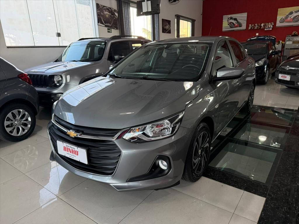 CHEVROLET Onix Hatch - Foto