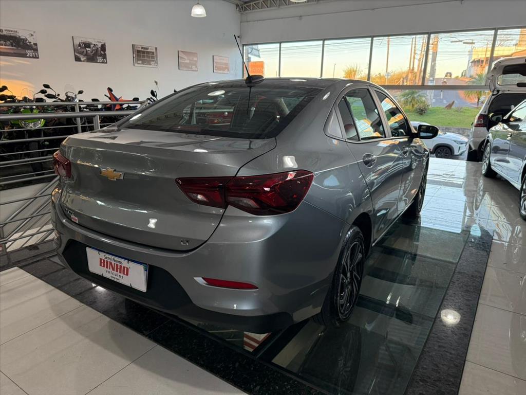 CHEVROLET Onix Hatch - Foto