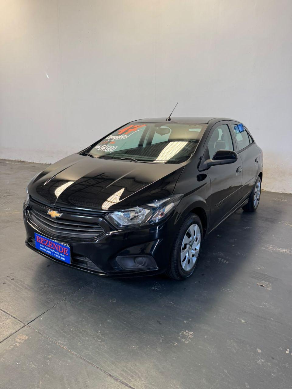 CHEVROLET Onix Hatch - Foto