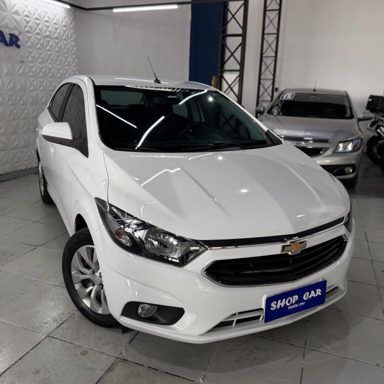 CHEVROLET Onix Hatch - Foto