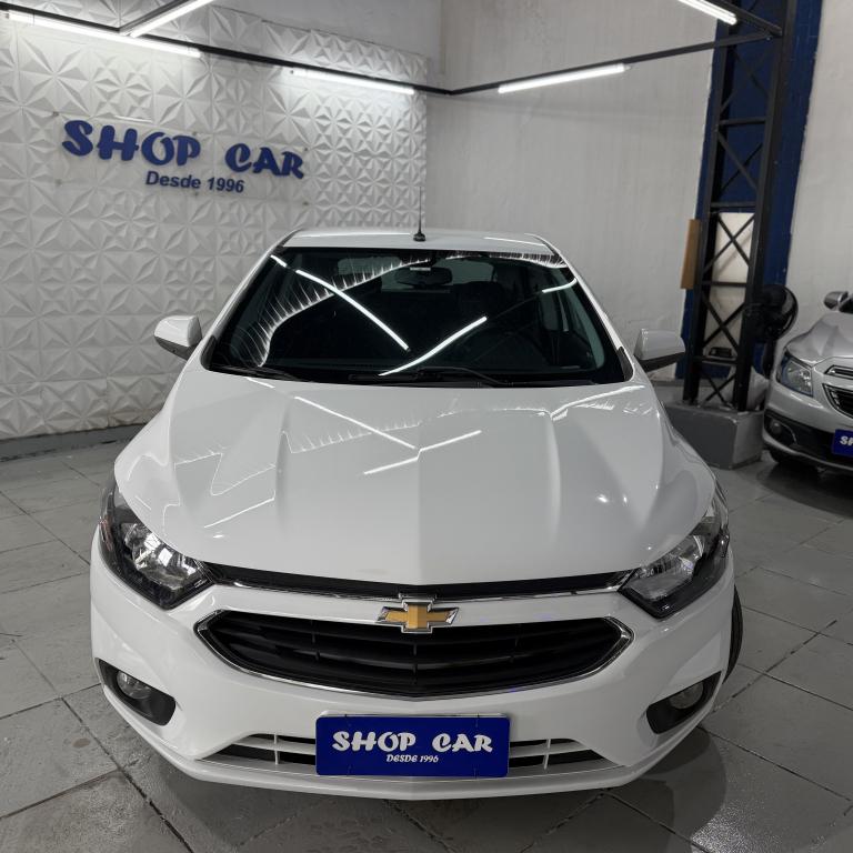 CHEVROLET Onix Hatch - Foto