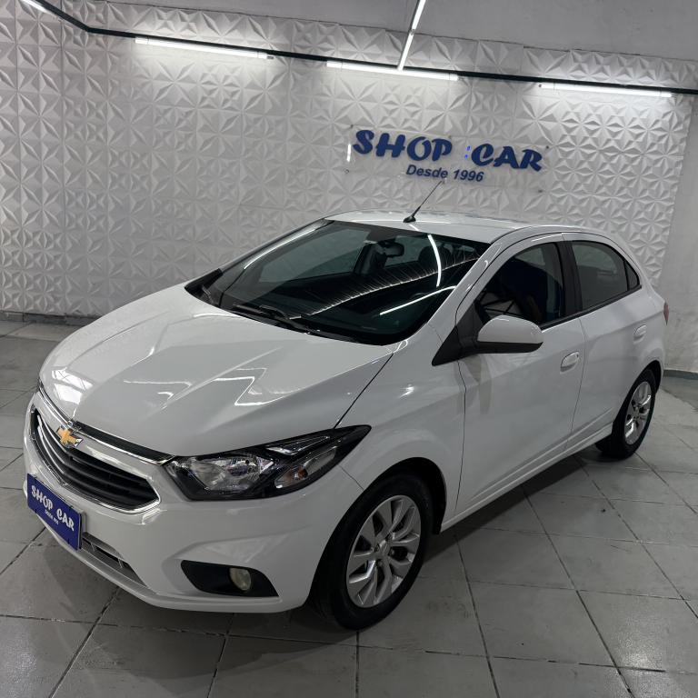 CHEVROLET Onix Hatch - Foto