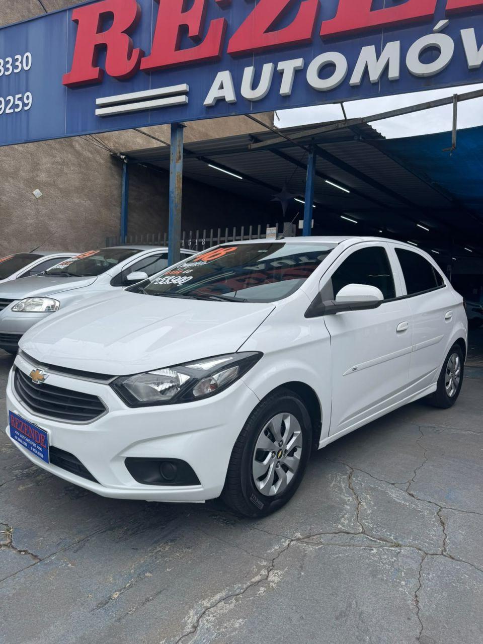 CHEVROLET Onix Hatch
