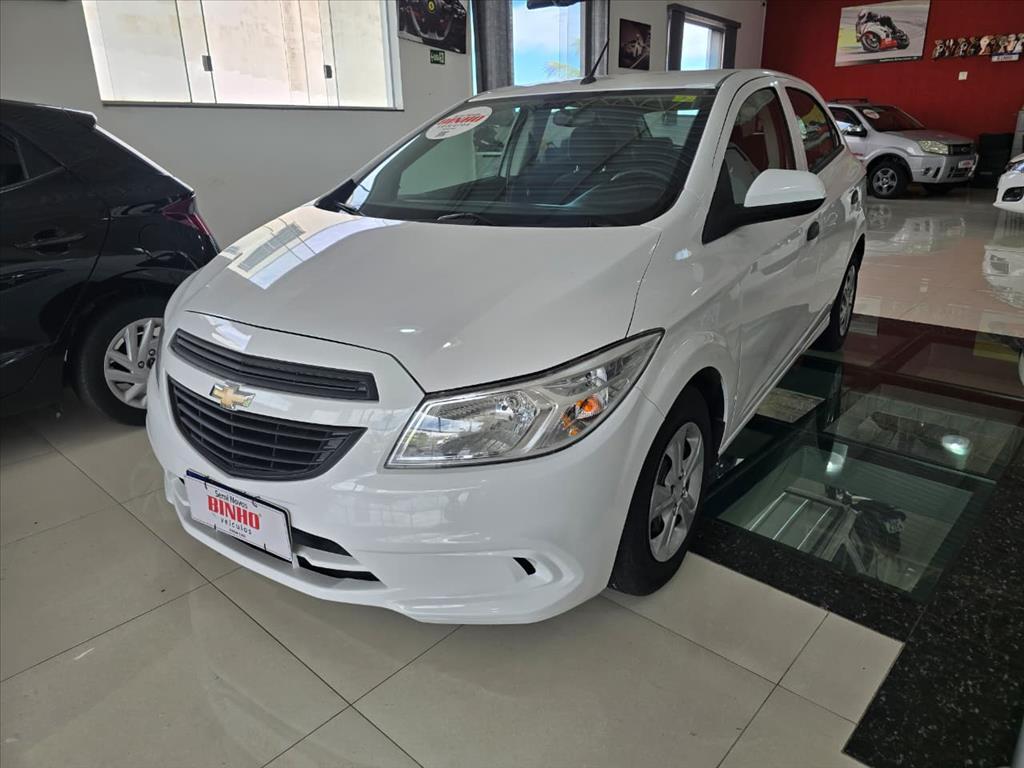 CHEVROLET Onix Hatch - Foto