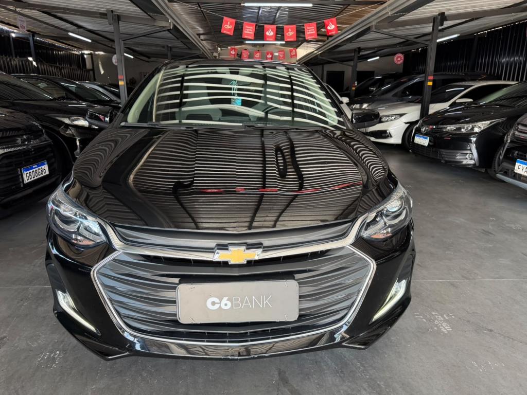 CHEVROLET Onix Hatch - Foto