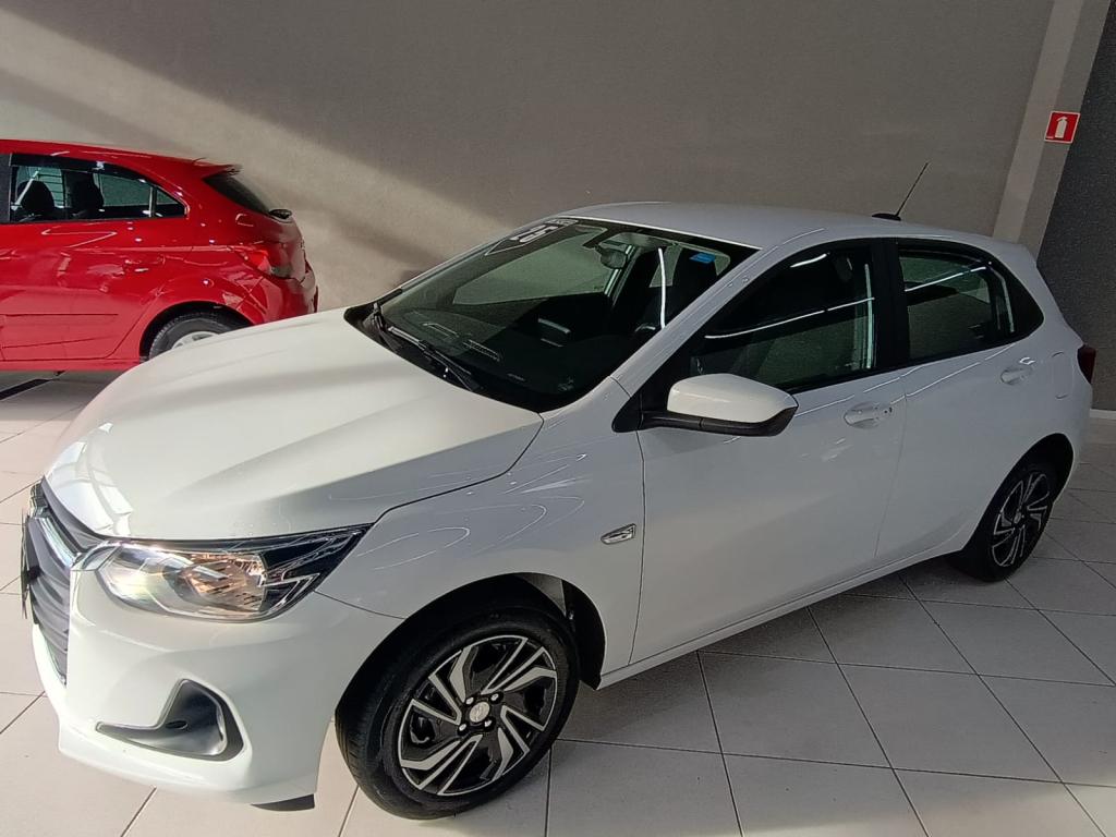 CHEVROLET Onix Hatch