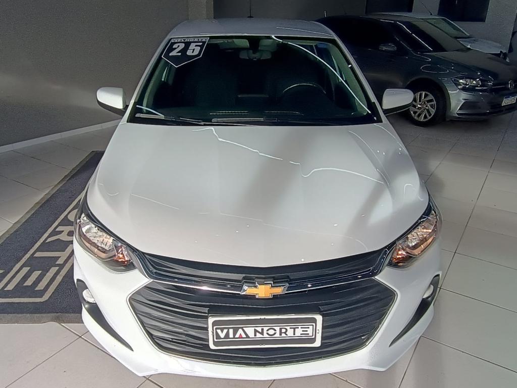 CHEVROLET Onix Hatch - Foto