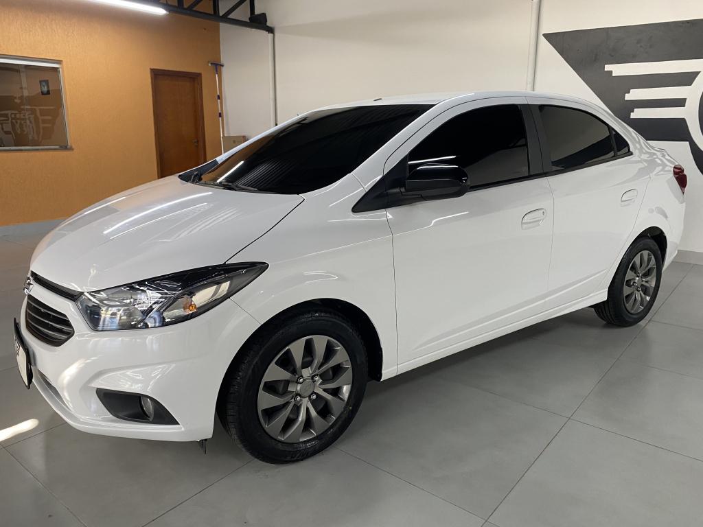 CHEVROLET Onix Sedan - Foto