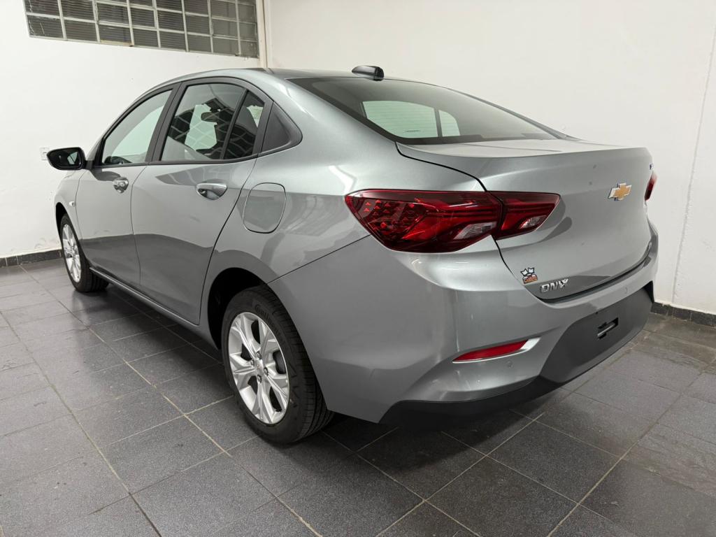 CHEVROLET Onix Sedan - Foto