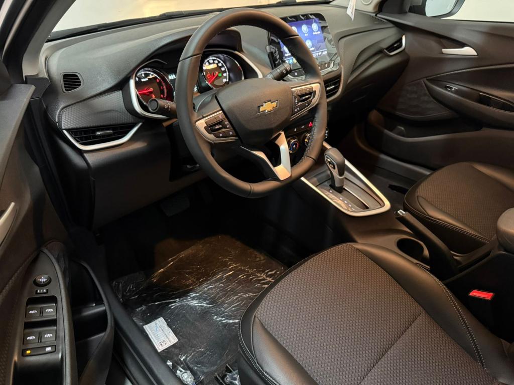 CHEVROLET Onix Sedan - Foto