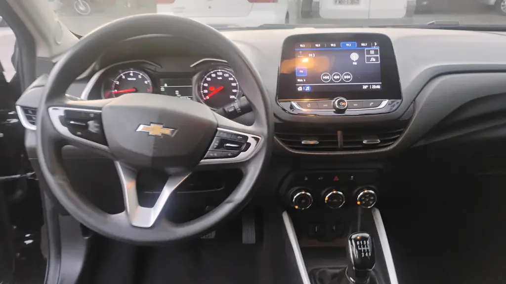 CHEVROLET Onix Sedan - Foto