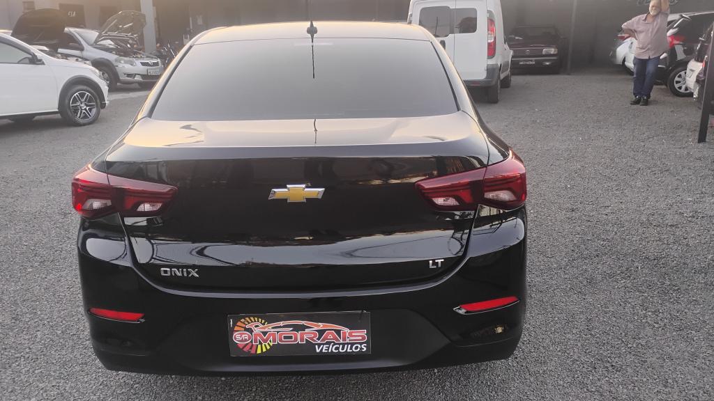 CHEVROLET Onix Sedan - Foto