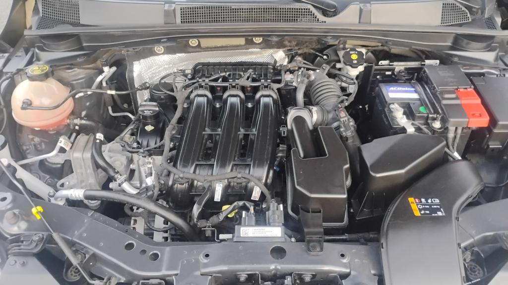 CHEVROLET Onix Sedan - Foto