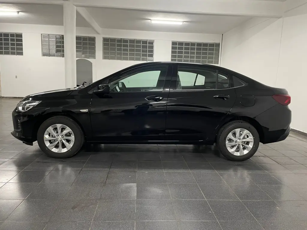 CHEVROLET Onix Sedan - Foto