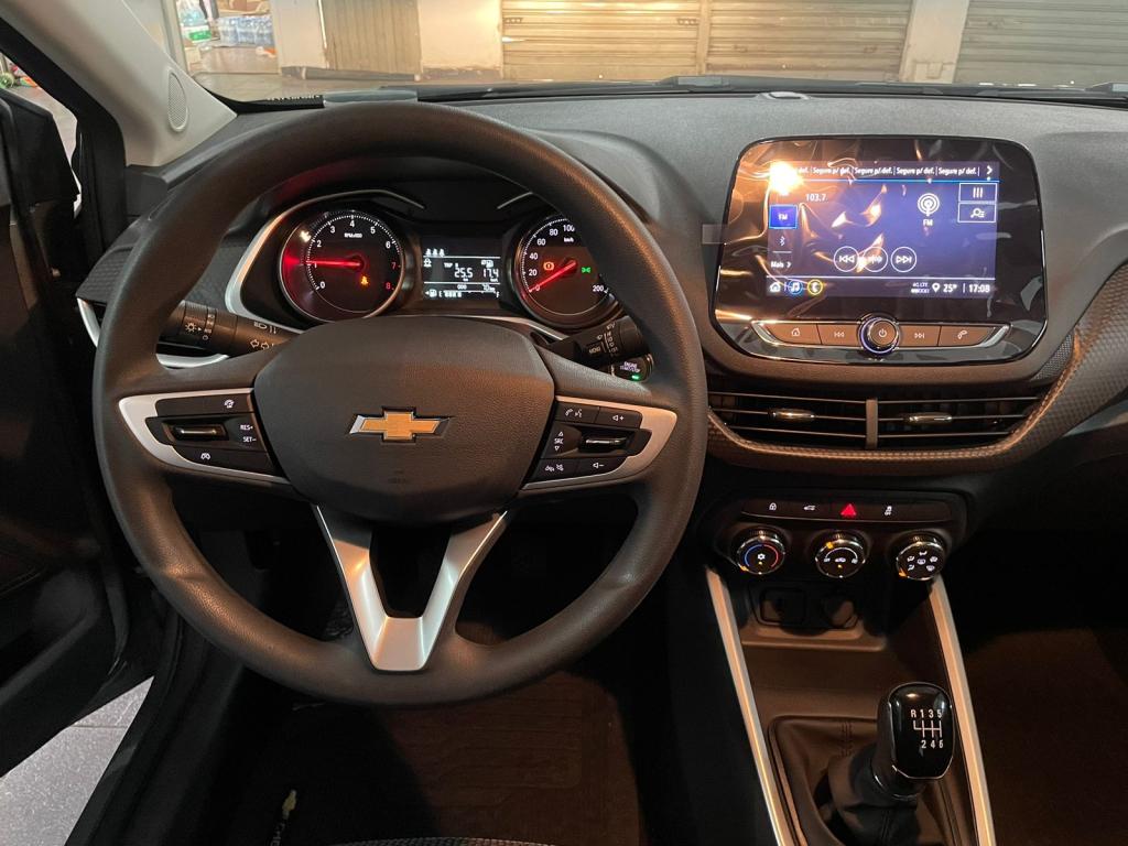 CHEVROLET Onix Sedan - Foto