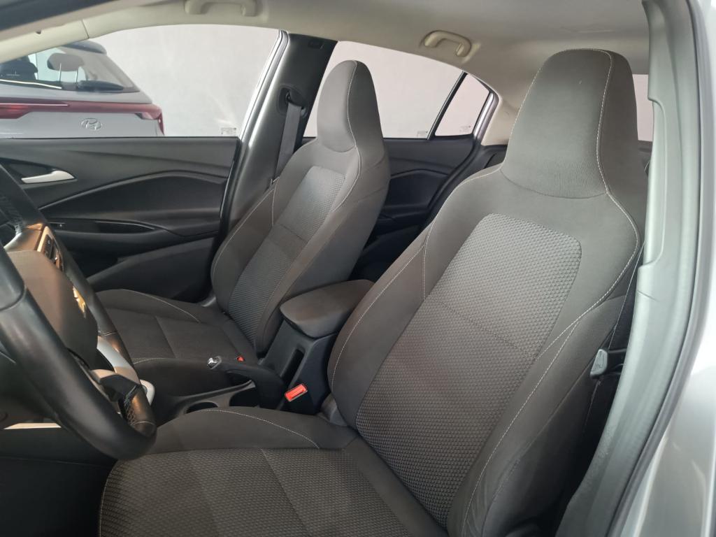CHEVROLET Onix Sedan - Foto