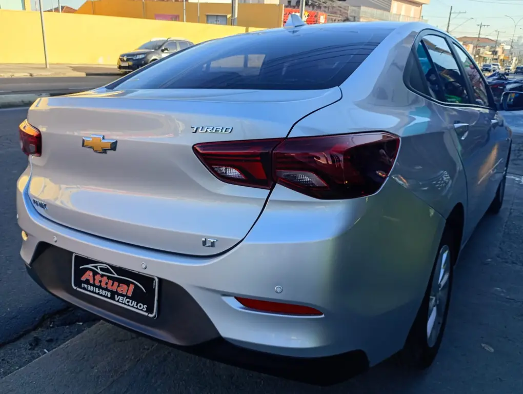 CHEVROLET Onix Sedan - Foto