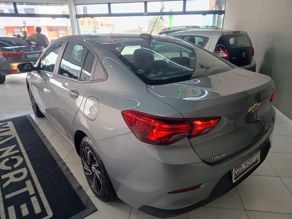 CHEVROLET Onix Sedan - Foto