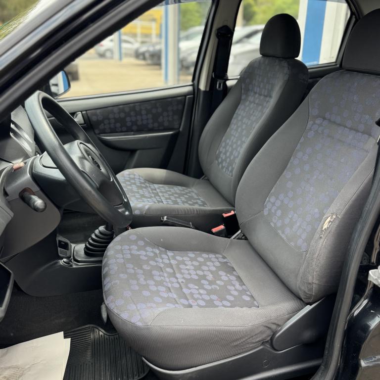 CHEVROLET Prisma - Foto