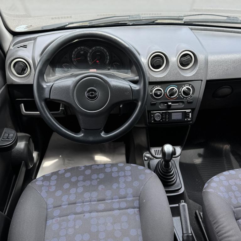 CHEVROLET Prisma - Foto