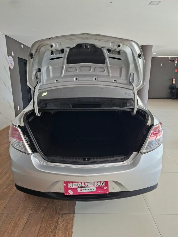 CHEVROLET Prisma - Foto