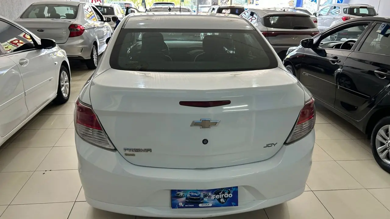 CHEVROLET Prisma - Foto