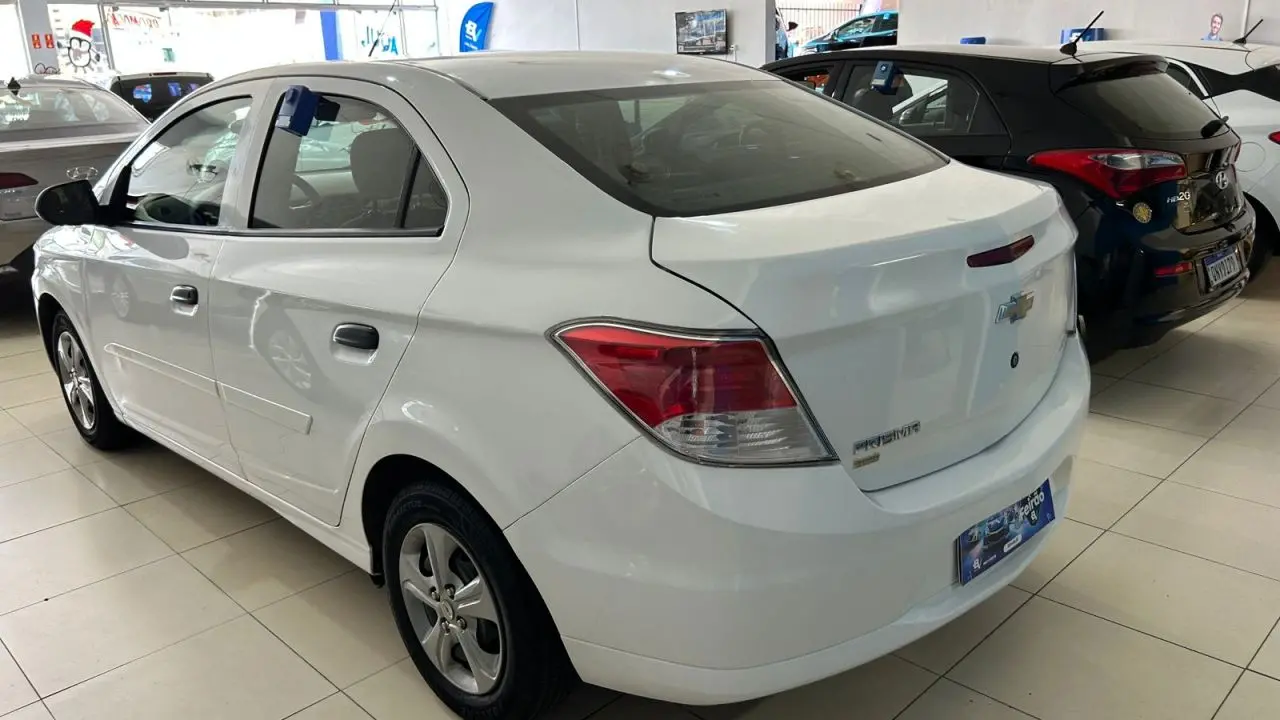 CHEVROLET Prisma - Foto