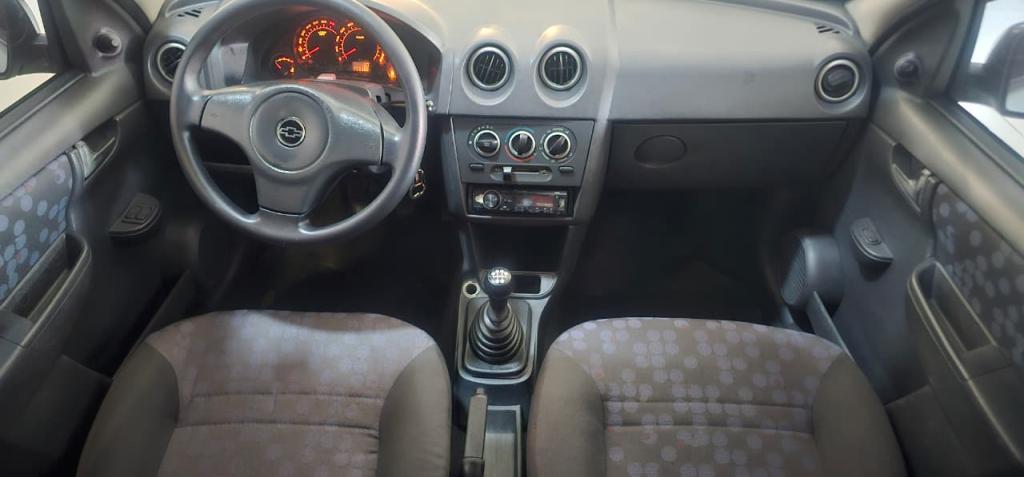 CHEVROLET Prisma - Foto