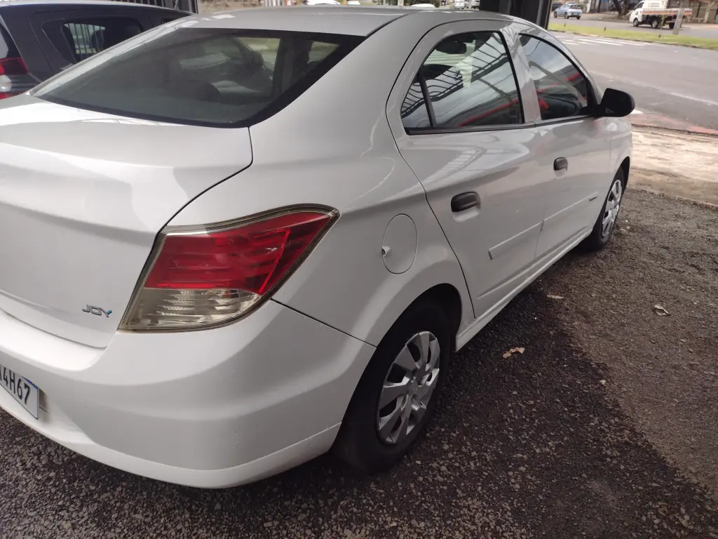 CHEVROLET Prisma - Foto