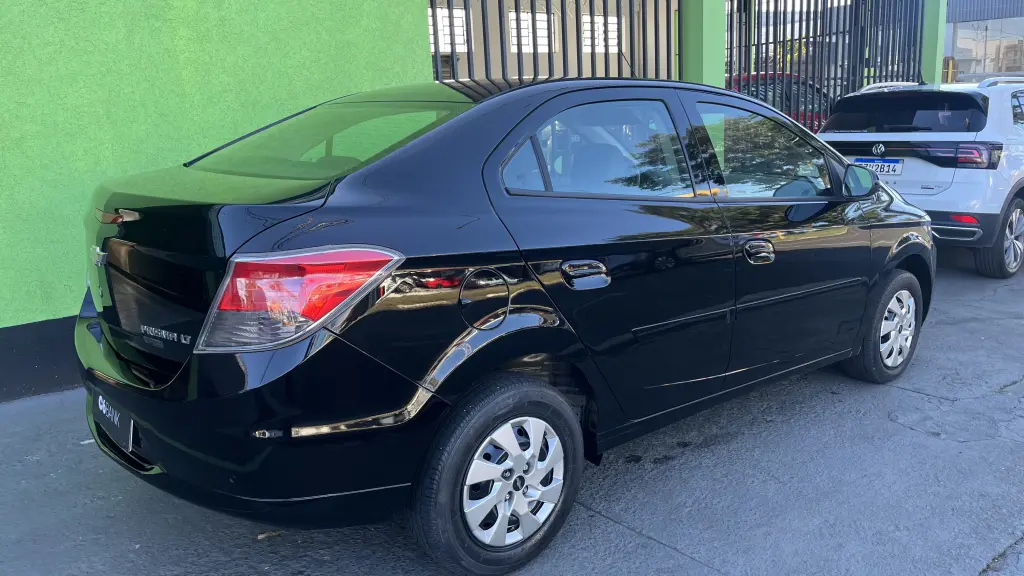 CHEVROLET Prisma - Foto