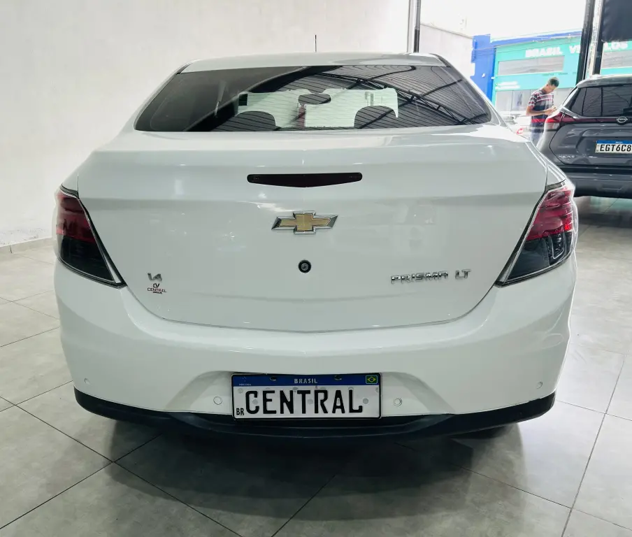 CHEVROLET Prisma - Foto