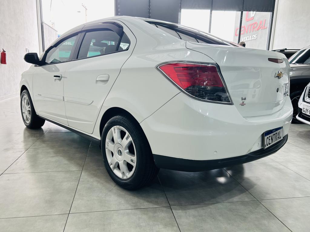 CHEVROLET Prisma - Foto