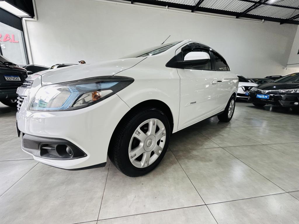 CHEVROLET Prisma - Foto