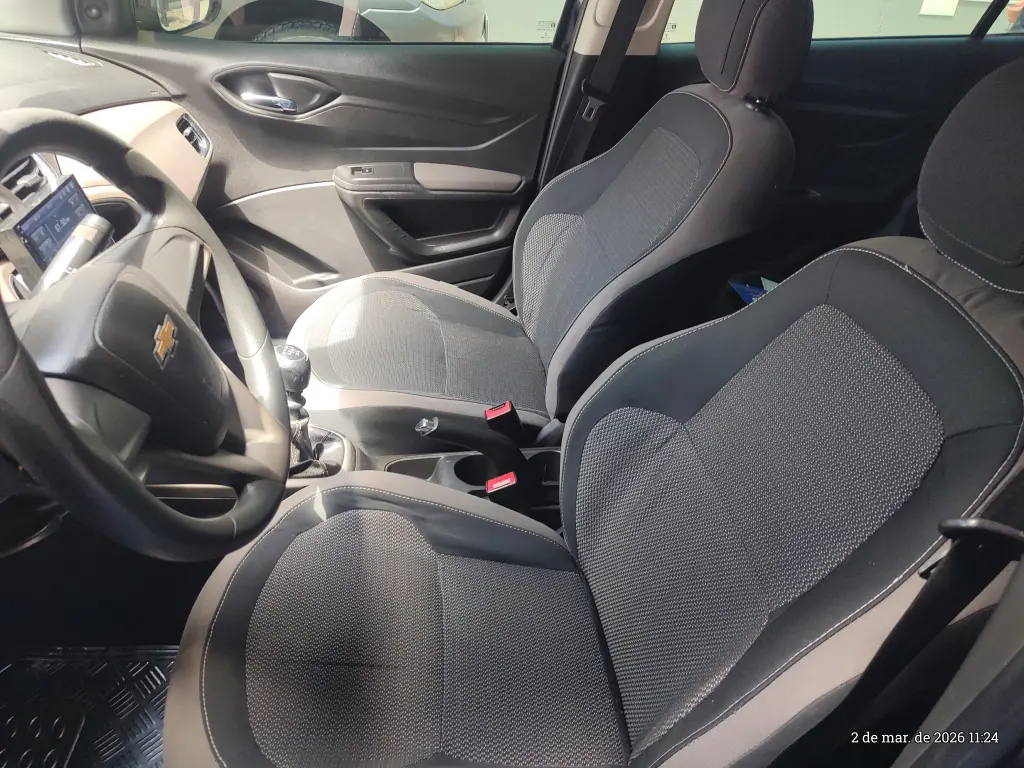 CHEVROLET Prisma - Foto