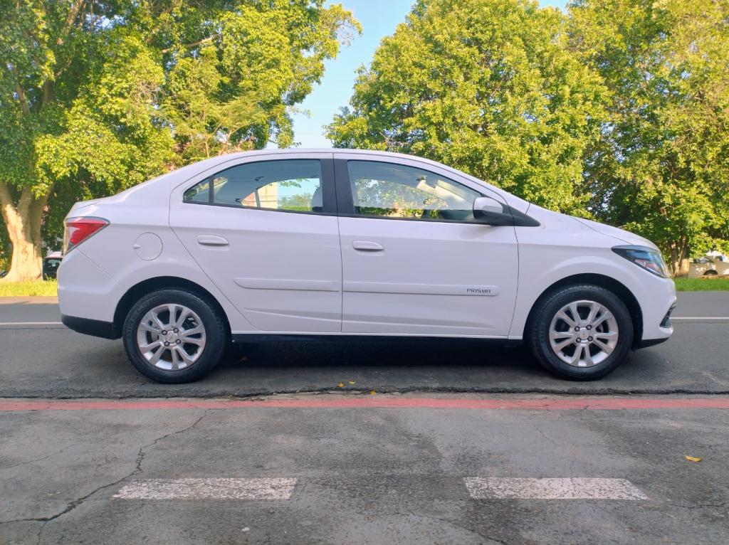 CHEVROLET Prisma - Foto