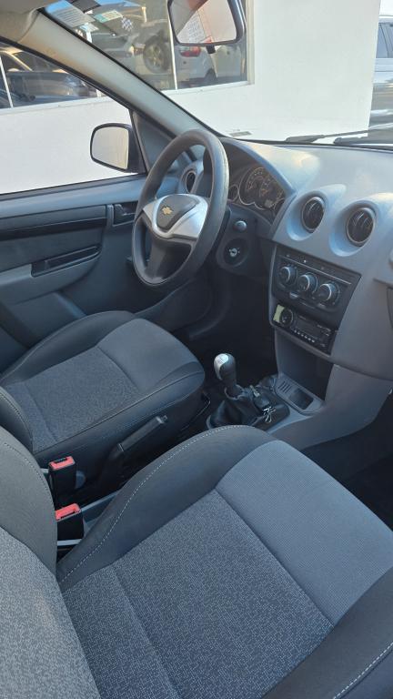 CHEVROLET Prisma - Foto