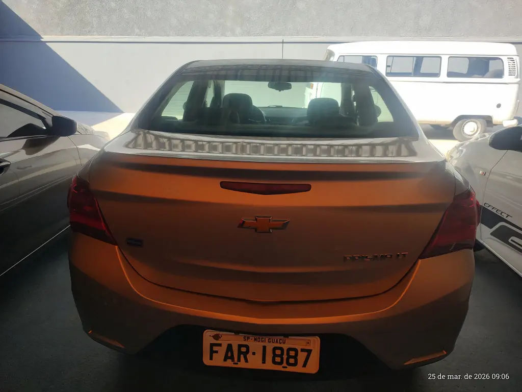 CHEVROLET Prisma - Foto