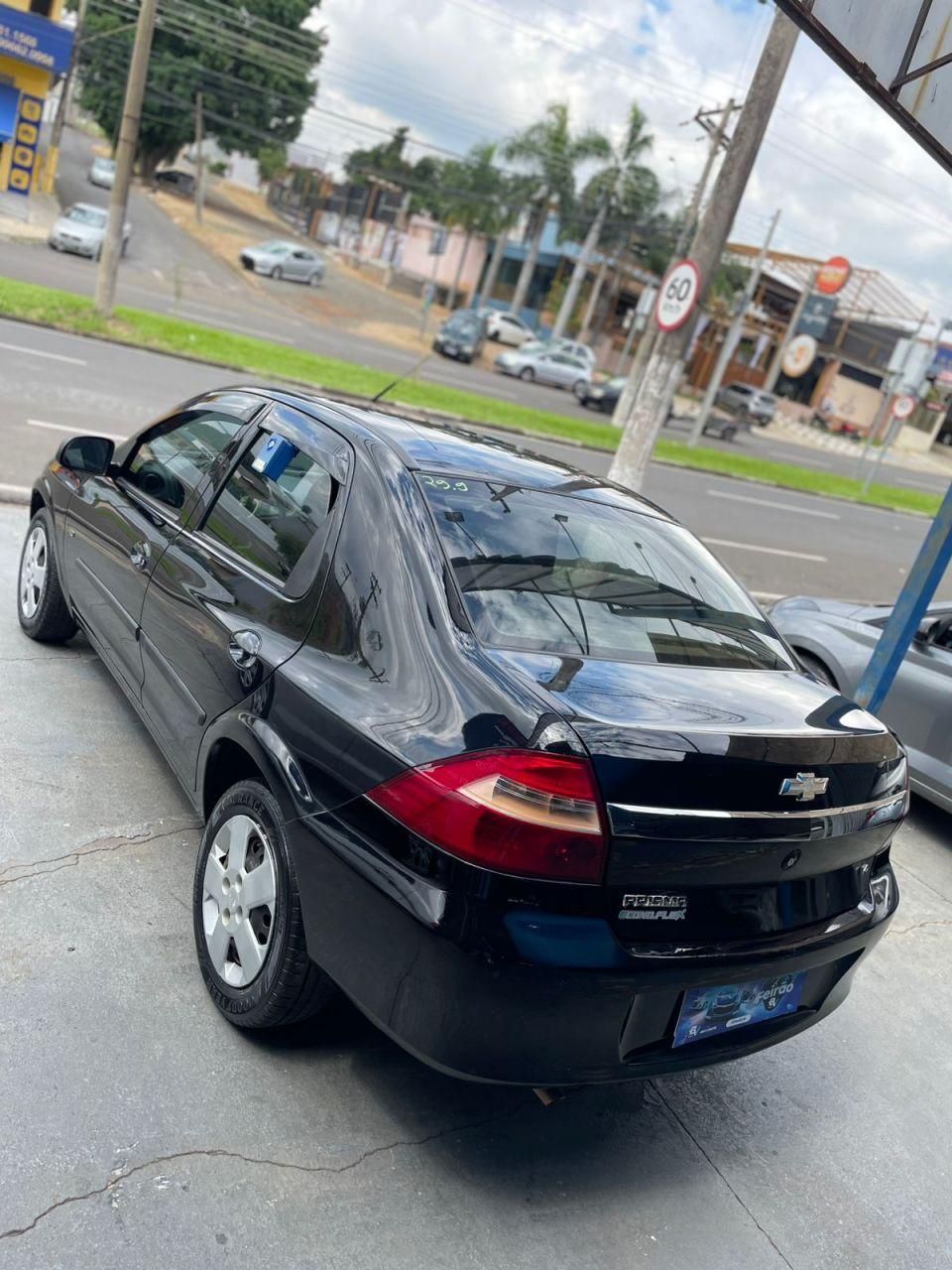 CHEVROLET Prisma - Foto