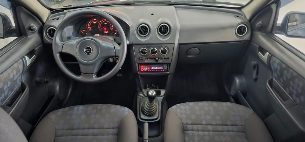 CHEVROLET Prisma - Foto