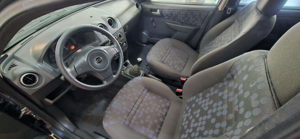 CHEVROLET Prisma - Foto