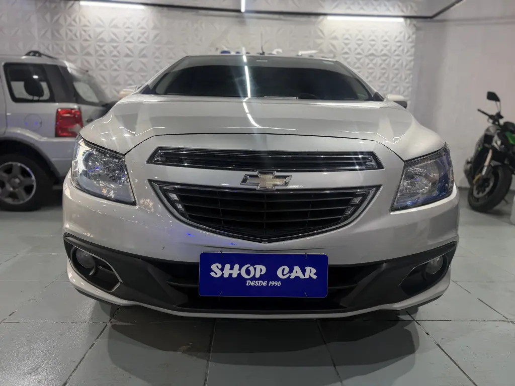 CHEVROLET Prisma - Foto