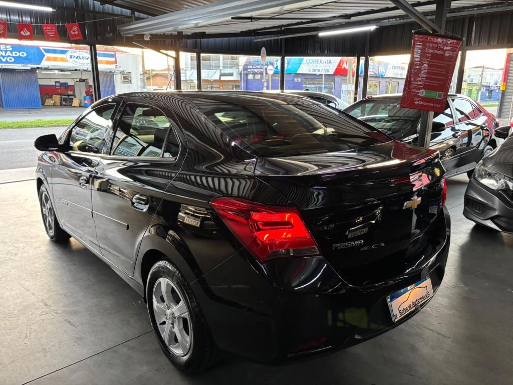 CHEVROLET Prisma - Foto