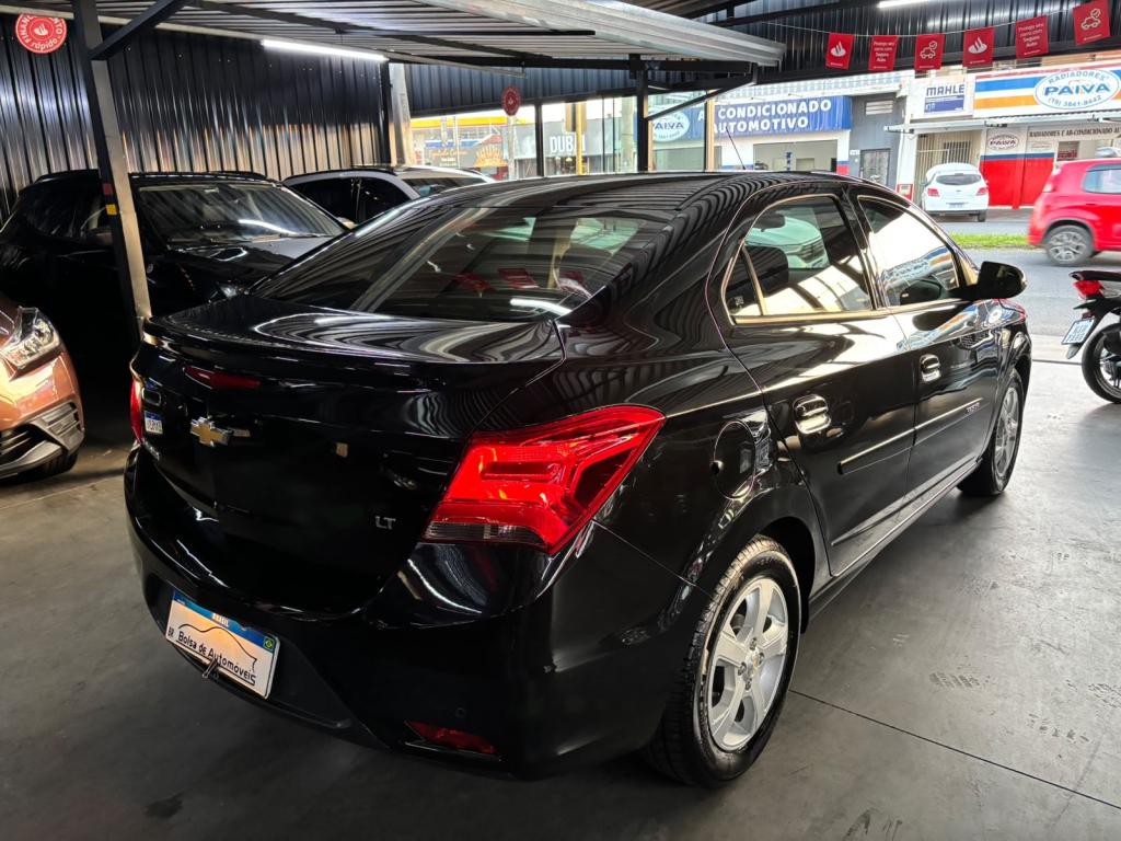 CHEVROLET Prisma - Foto