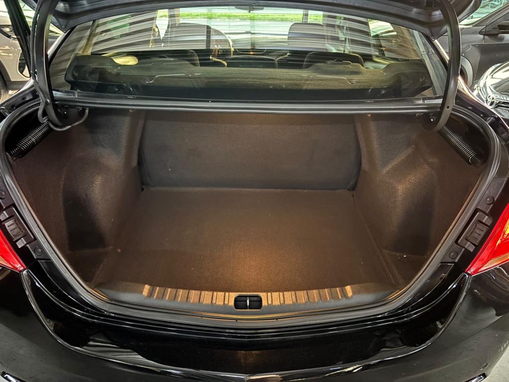 CHEVROLET Prisma - Foto