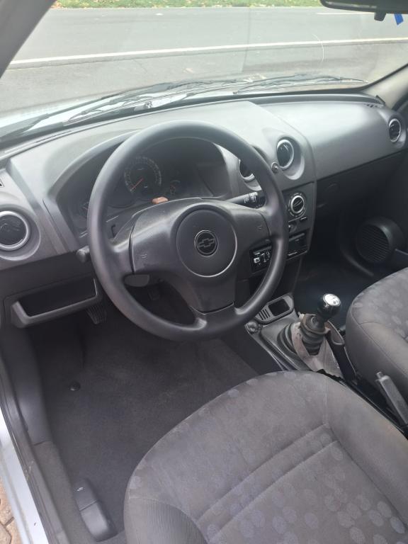 CHEVROLET Prisma - Foto