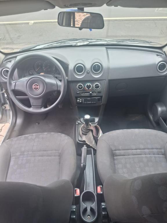 CHEVROLET Prisma - Foto