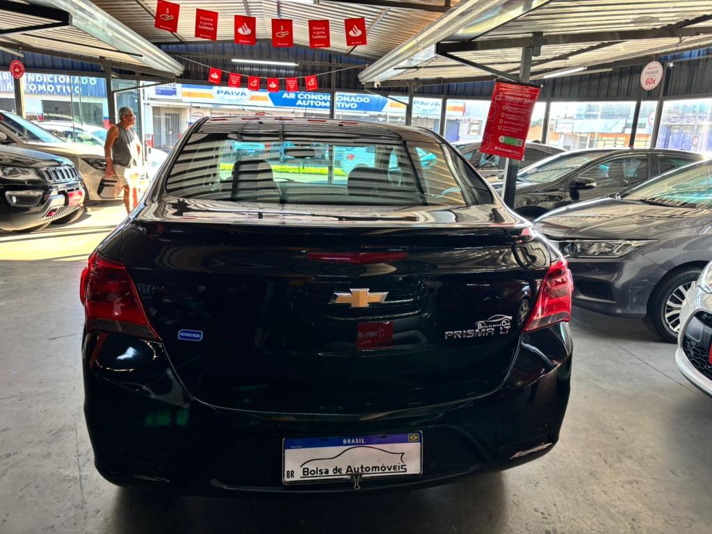 CHEVROLET Prisma - Foto