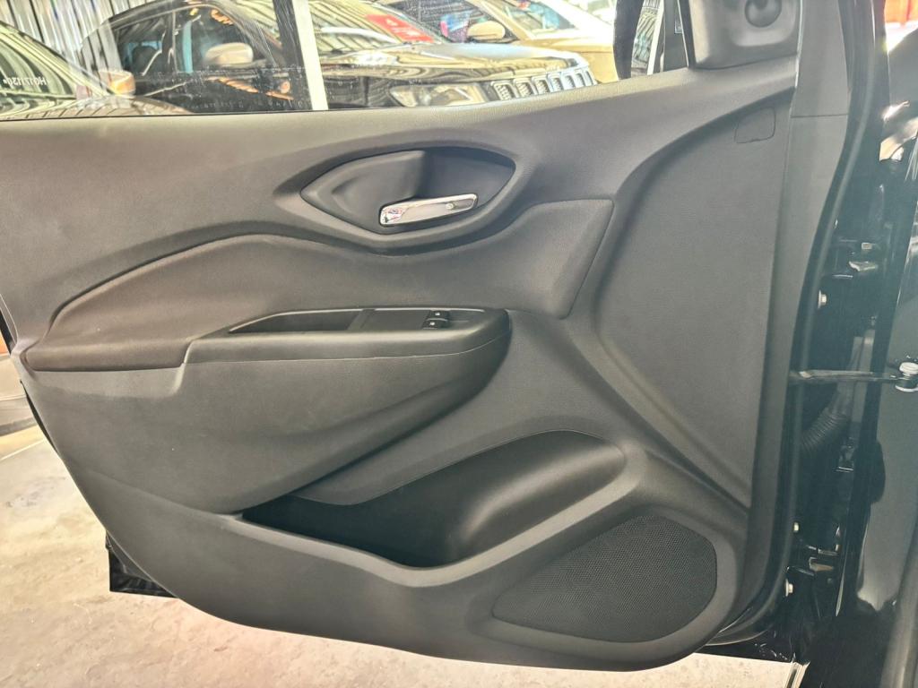 CHEVROLET Prisma - Foto